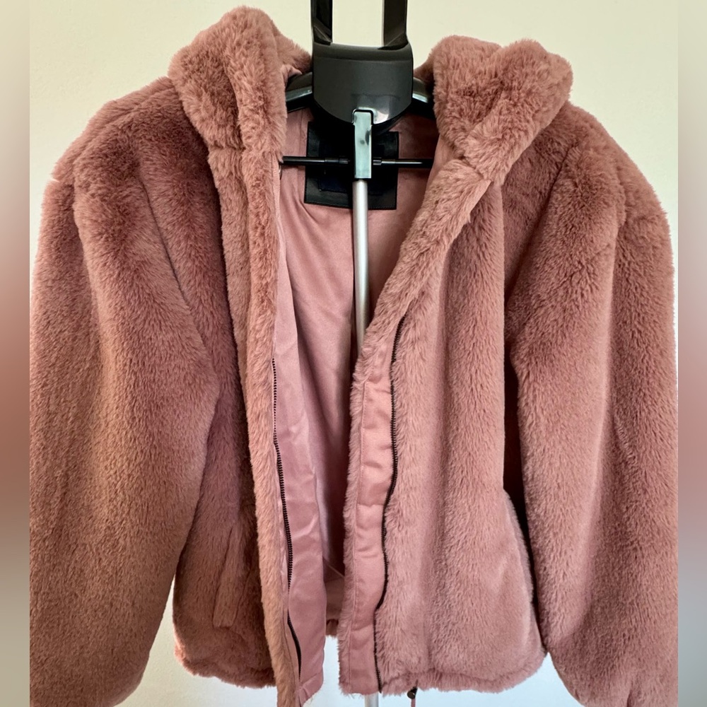 Lucky Brand Women's Soft Faux Fur Hooded Jacket - Small
